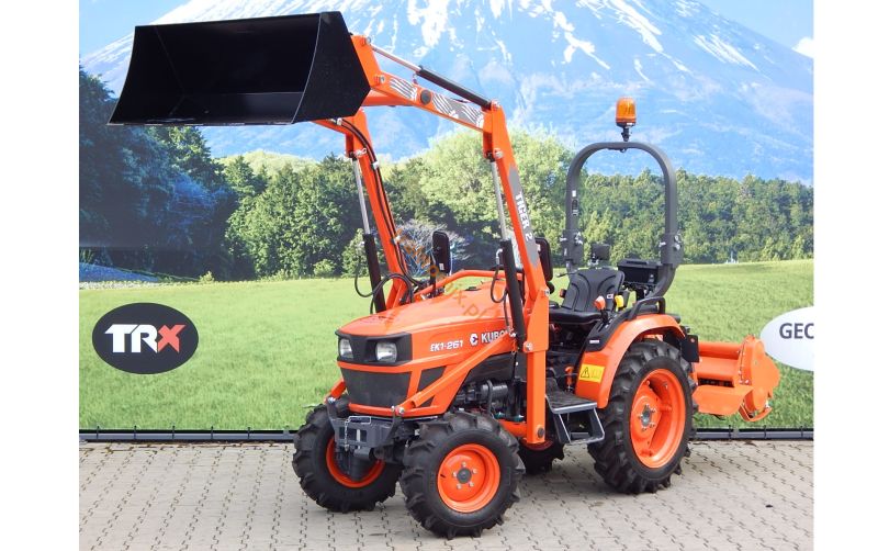 Kubota, model EK1-261 z ładowaczem czołowym