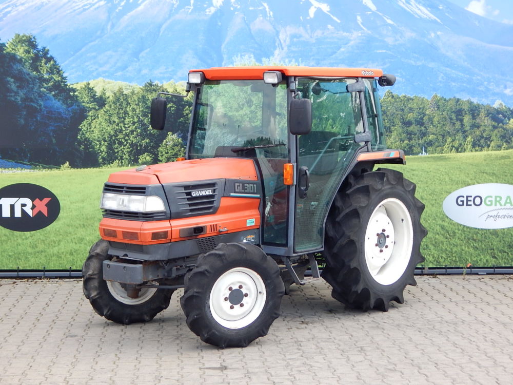 Kubota, model GL301, nr. ramy: 54919 4WD+KAB AC