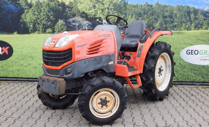 Kubota, model KT235, nr. ramy: 11255 4WD