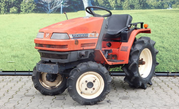 Yanmar, model Ke3D, nr. ramy: 09589 4WD