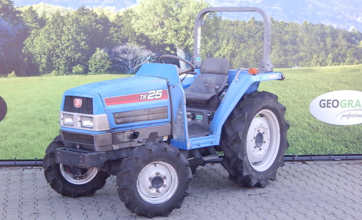 Iseki, model TK25D, nr. ramy: 001842 4WD