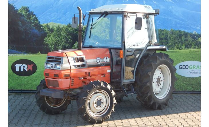 Kubota, model GL46 nr. ramy: 10033 4WD + KABINA