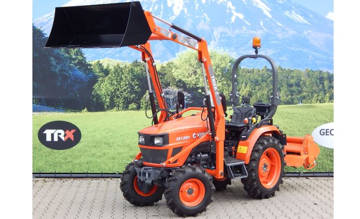 Kubota, model EK1-261 z ładowaczem czołowym